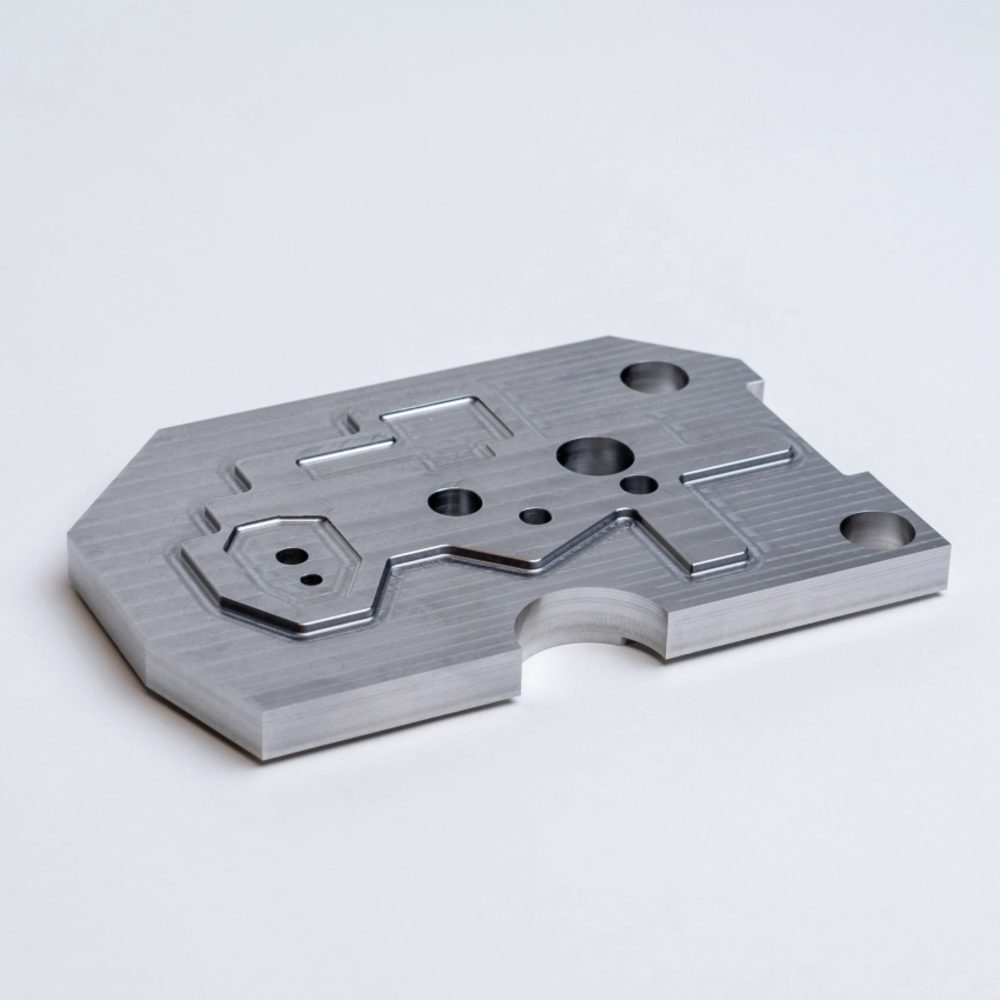 CNC-Bearbeitungsteile aus dem Protolabs-Netzwerk von Hubs CNC Machining Parts from Protolabs Network by Hubs